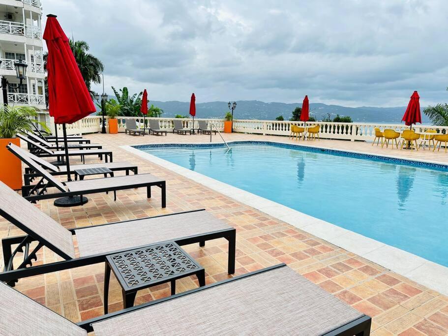 Falcon Islandview - Airport Pickup Available - 24Security Бухта Монтего Экстерьер фото